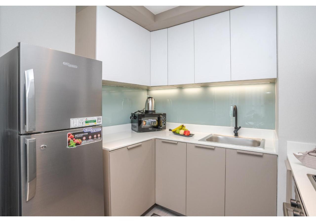 Apartment Contemporary 1br With Relaxing Views In Noor 1 By Vibel Dubai