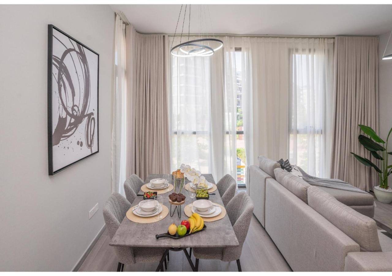 Apartment Contemporary 1br With Relaxing Views In Noor 1 By Vibel