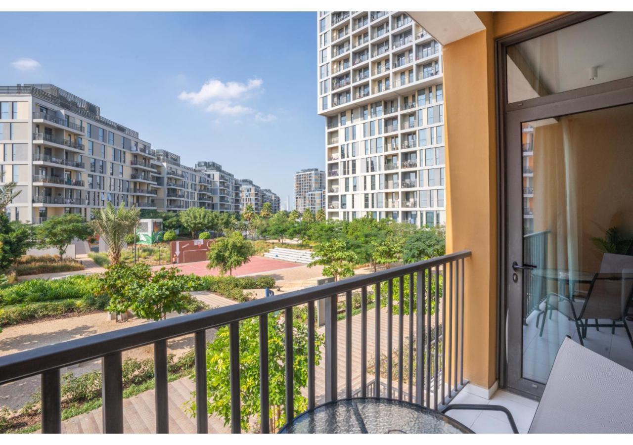 Apartment Contemporary 1br With Relaxing Views In Noor 1 By Vibel *